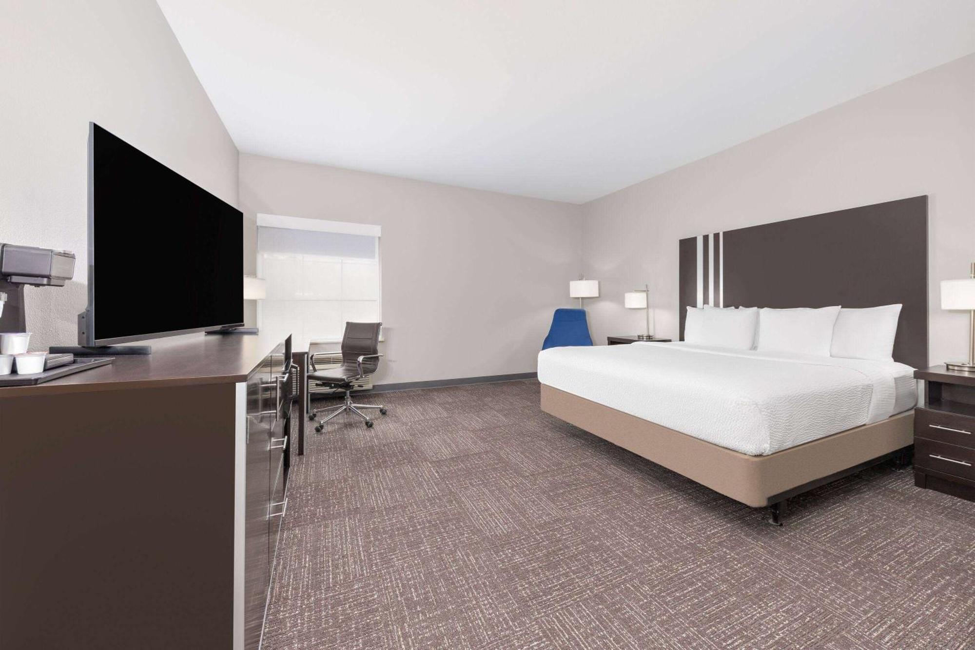 La Quinta By Wyndham Tyler - University Area Extérieur photo